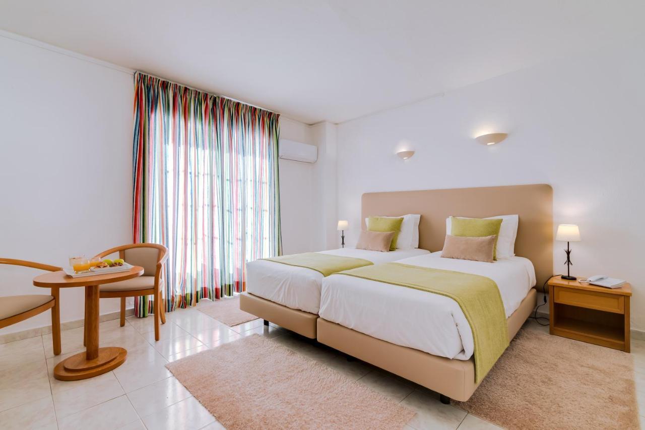 Monica Isabel Beach Club Αλμπουφέιρα Δωμάτιο φωτογραφία